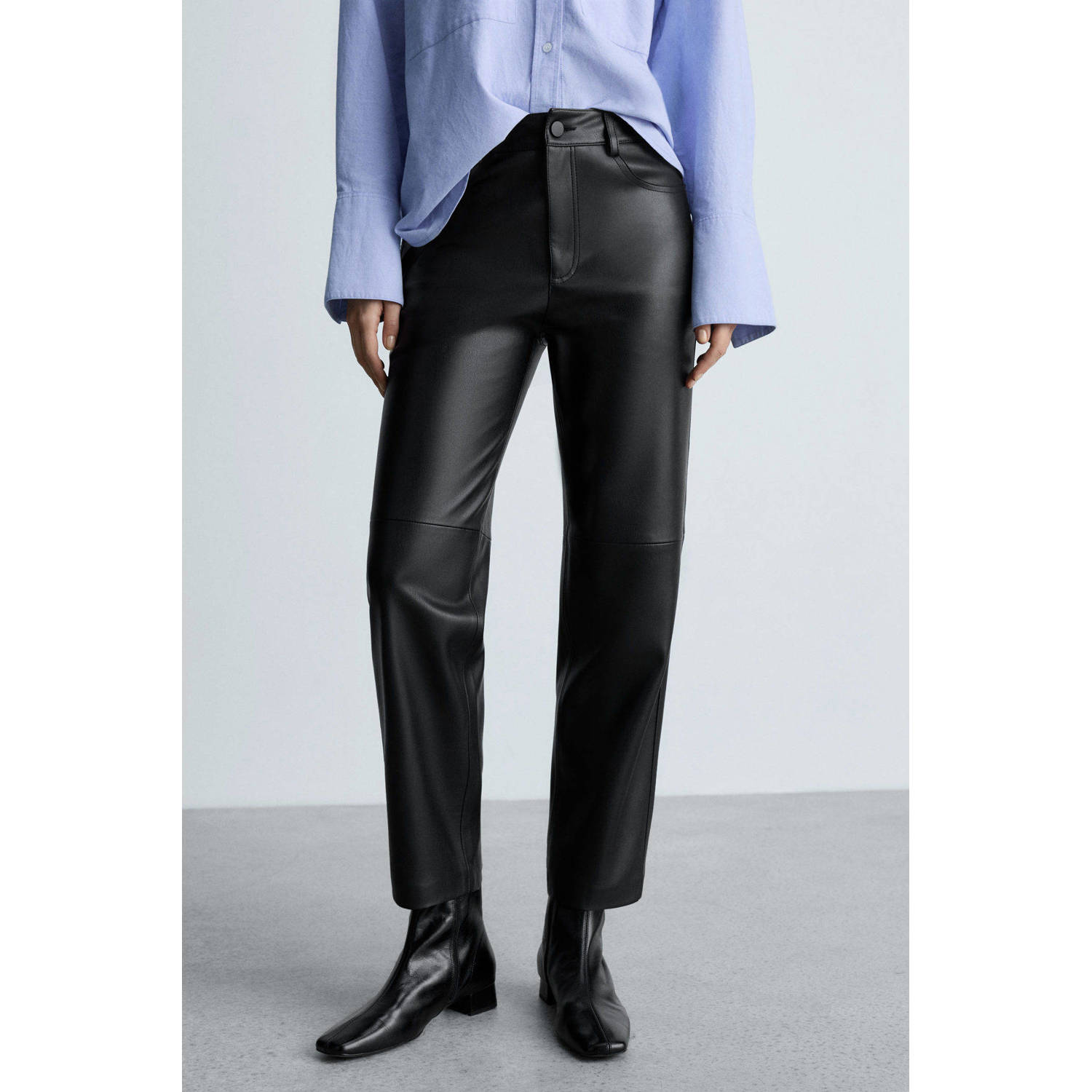 Mango imitatieleren broek zwart