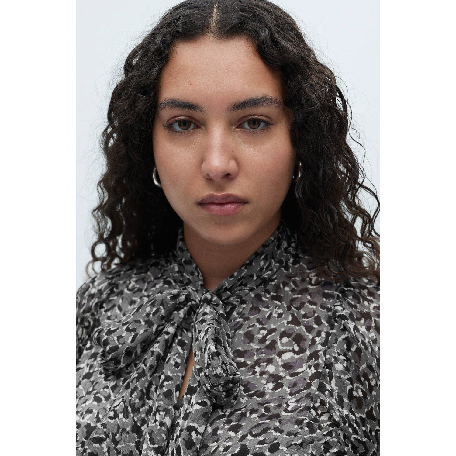 Mango blouse grijs
