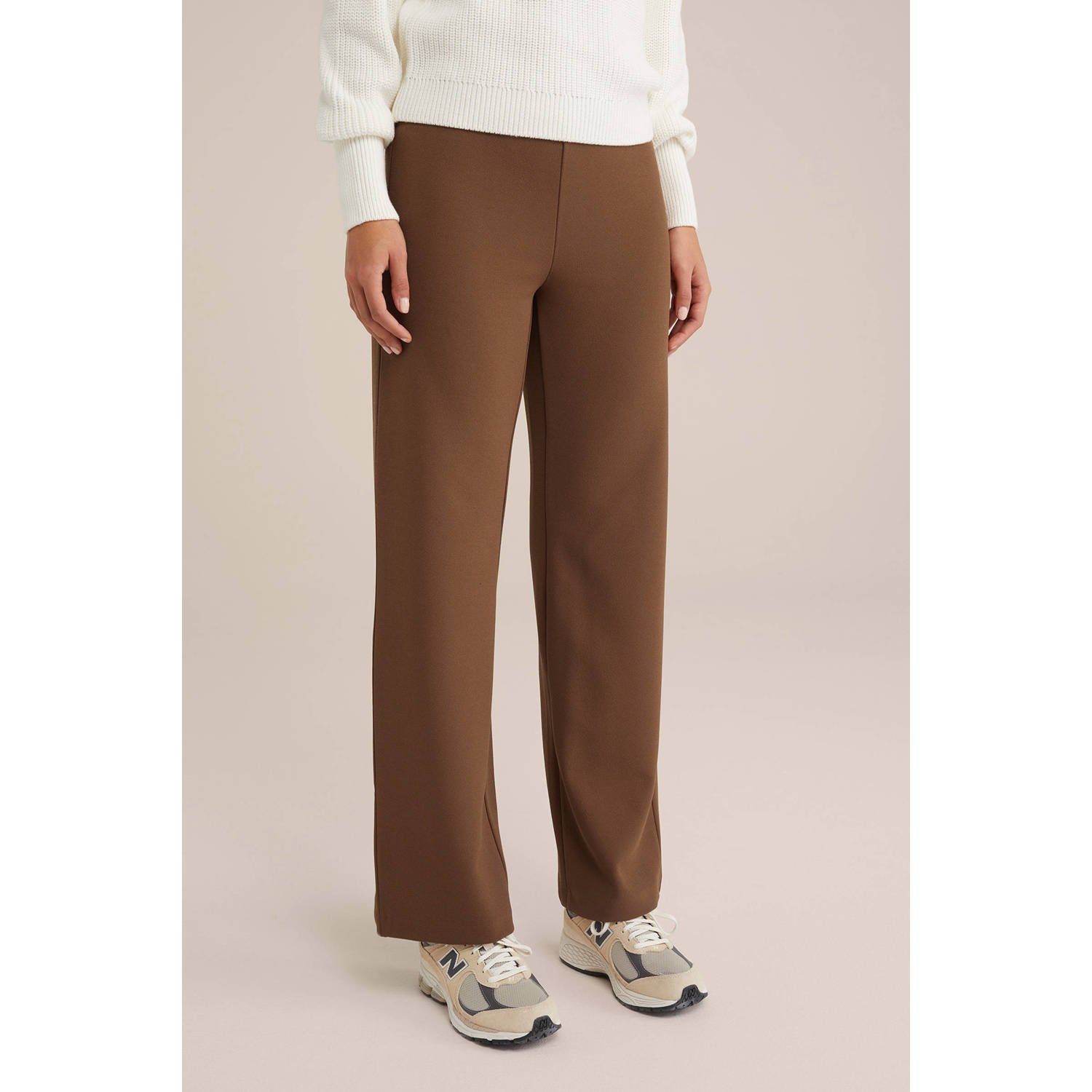 WE Fashion straight fit pantalon bruin