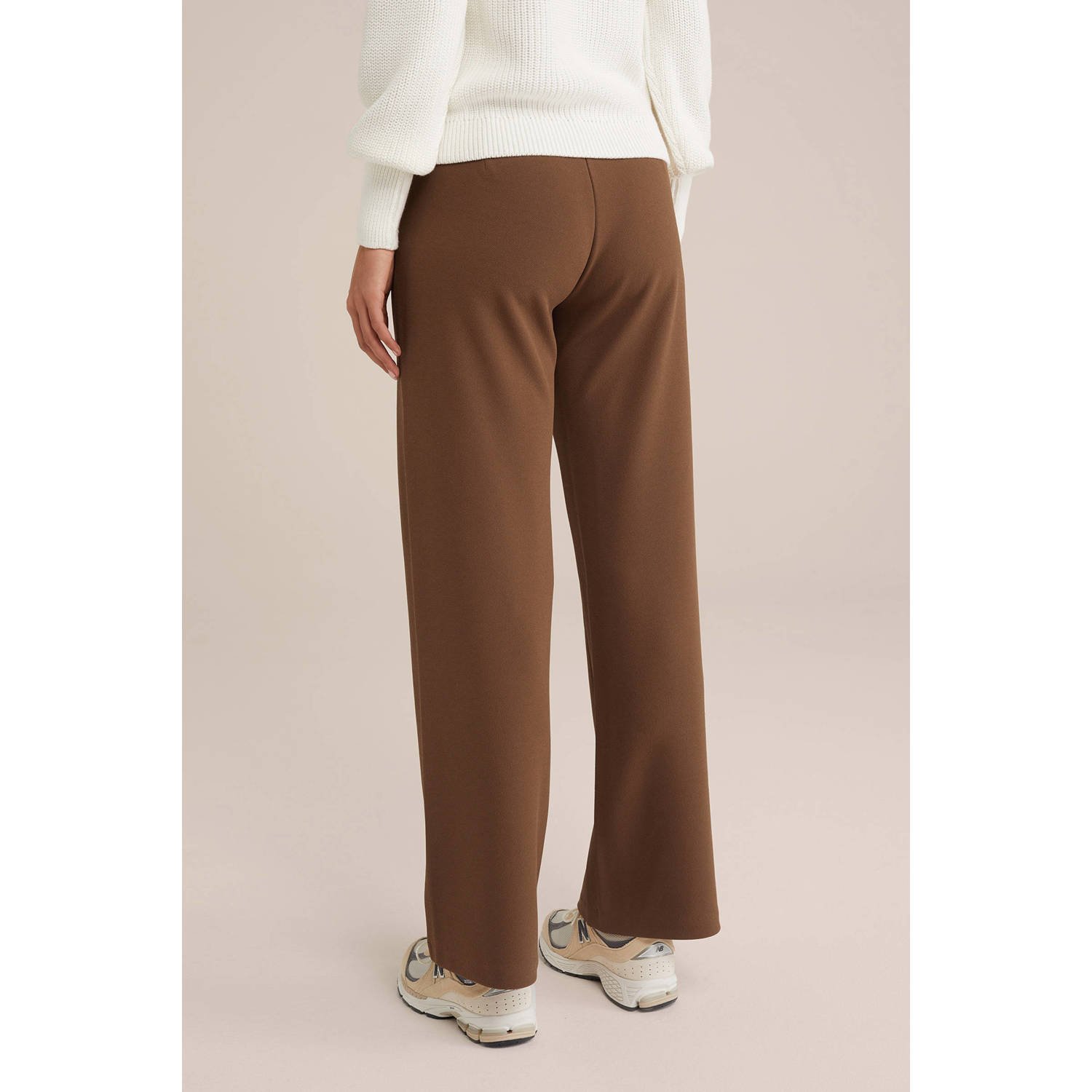WE Fashion straight fit pantalon bruin
