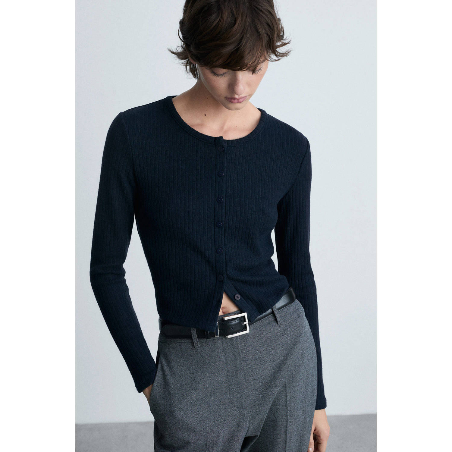 Mango vest donkerblauw fijn gebreid