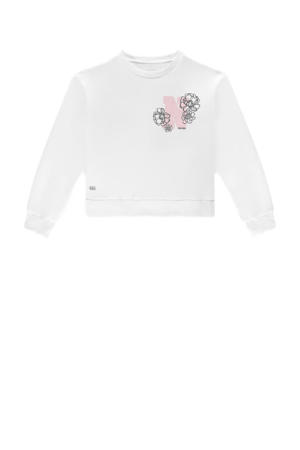 sweater wit