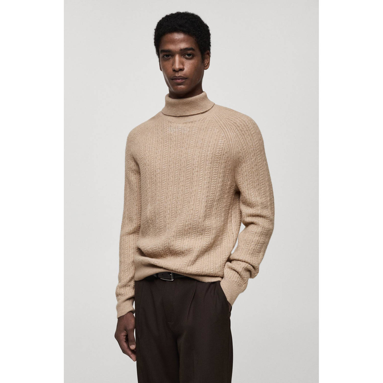 Mango Man coltrui fijn gebreid beige