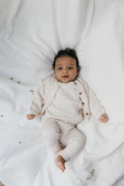 thumbnail: A Tiny Story gebreide baby slofjes ecru