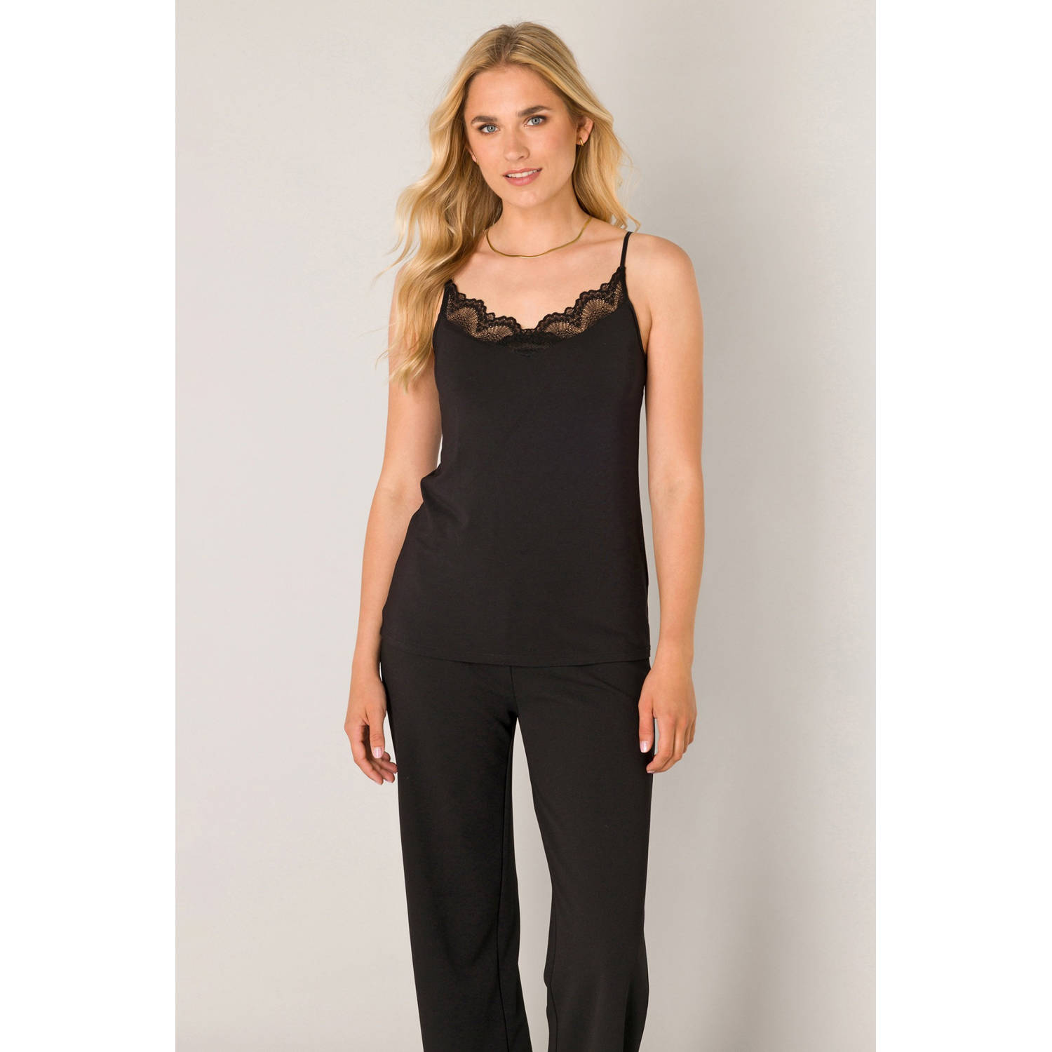 Base Level singlet zwart