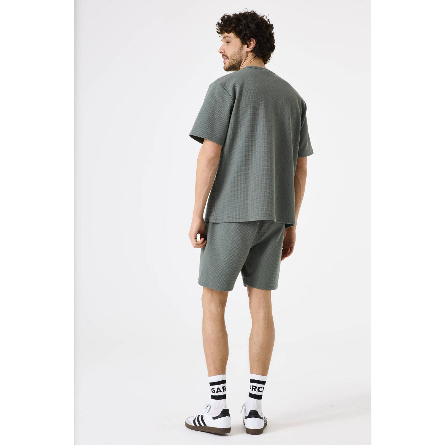 Garcia regular sweatshort met textuur groen