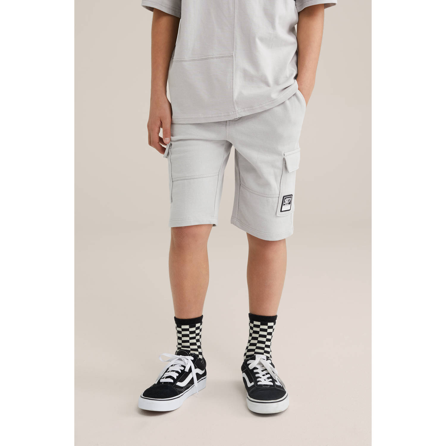 WE Fashion slim sweatshort lichtgrijs