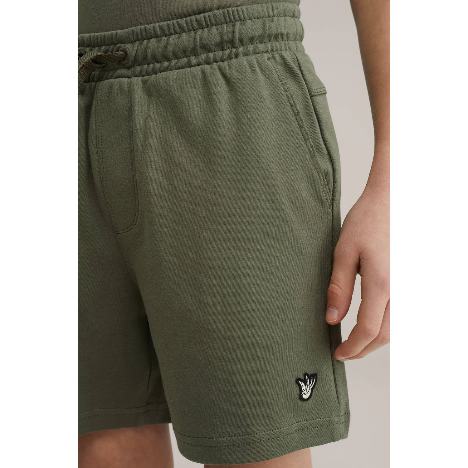 WE Fashion sweatshort donkergroen