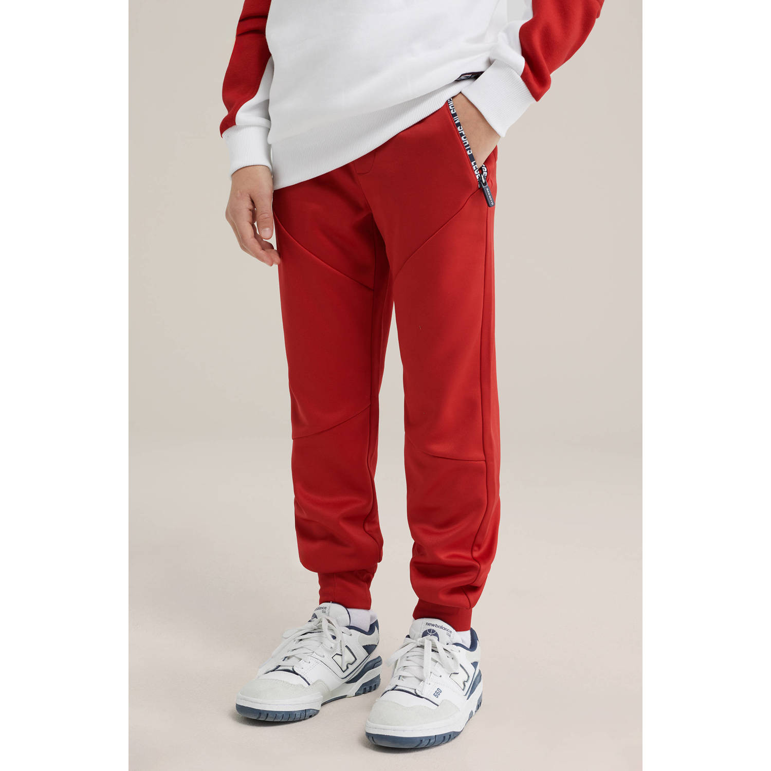 WE Fashion slim joggingbroek rood