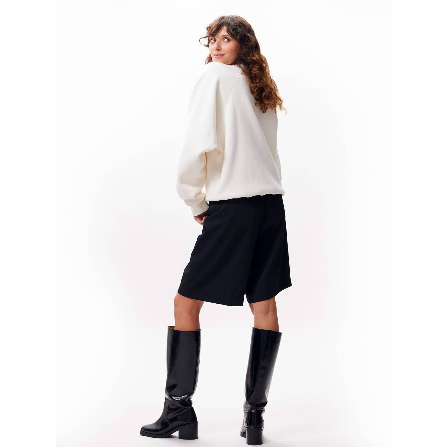 Catwalk Junkie sweater ecru