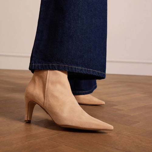 Manfield suède enkellaarzen beige afbeelding