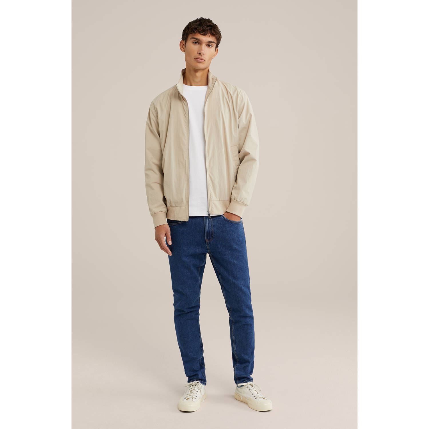 WE Fashion tussenjas beige