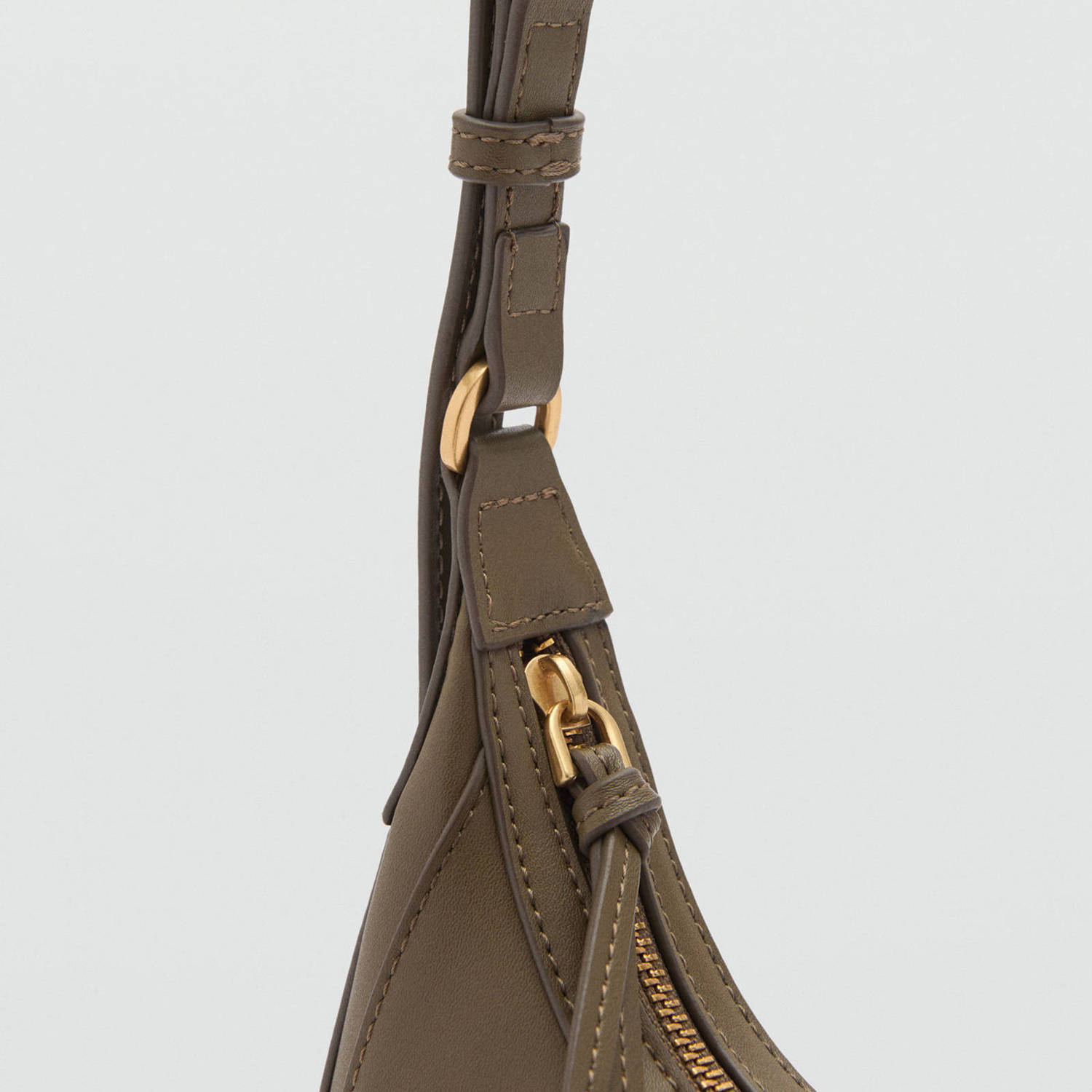 Mango crossbody tas kaki