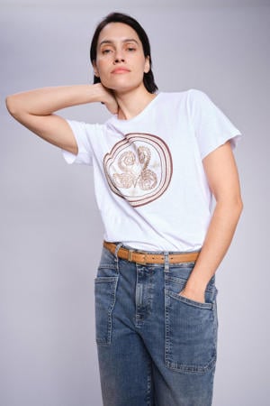 T-shirt wit