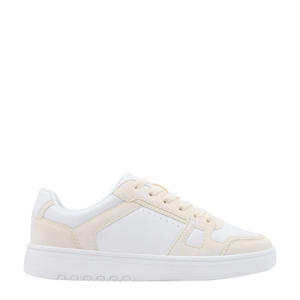 sneakers wit