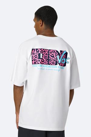 T-shirt wit