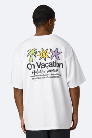 T-shirt wit