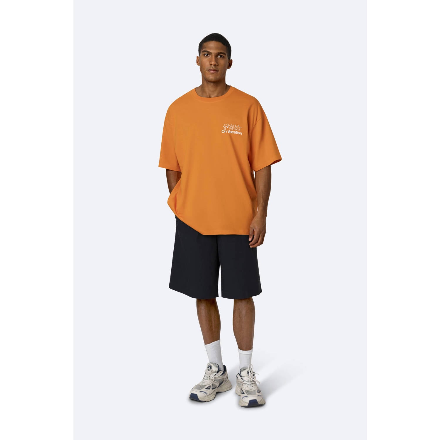 On Vacation Club T-shirt oranje
