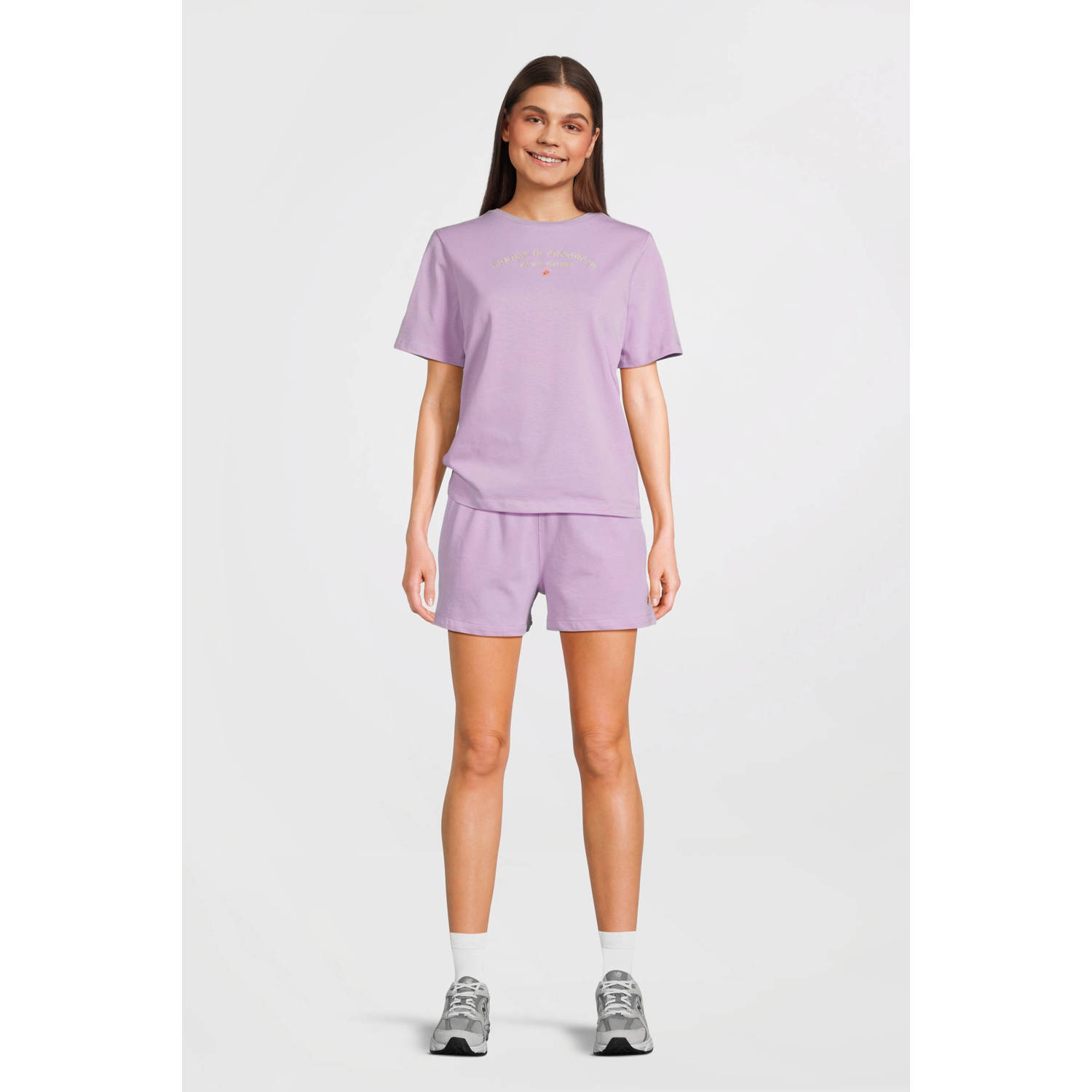 Like Flo Young casual short lila
