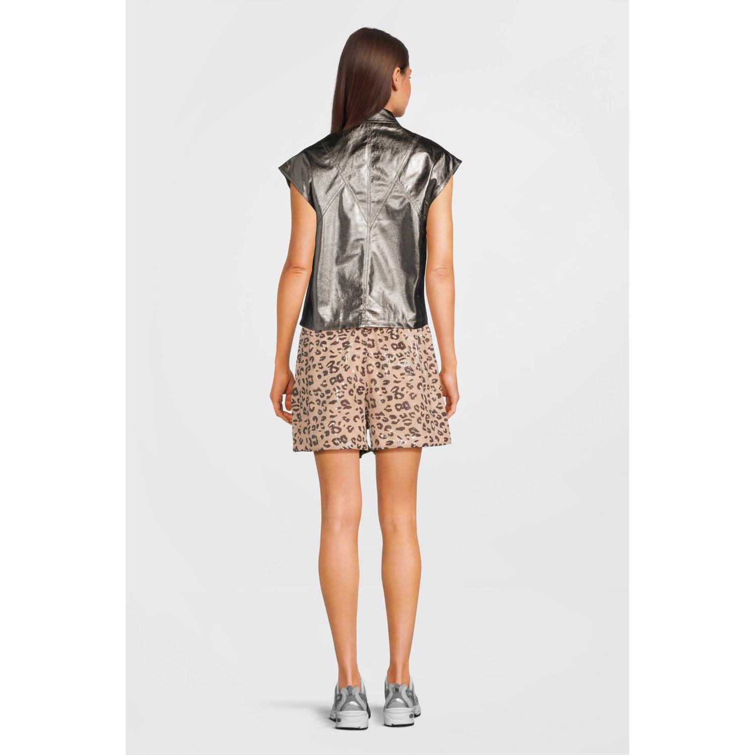 Like Flo Young casual short lichtbruin