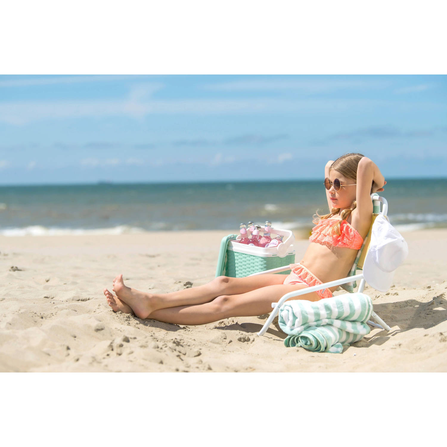 B.Nosy bikini met broderie koraaloranje
