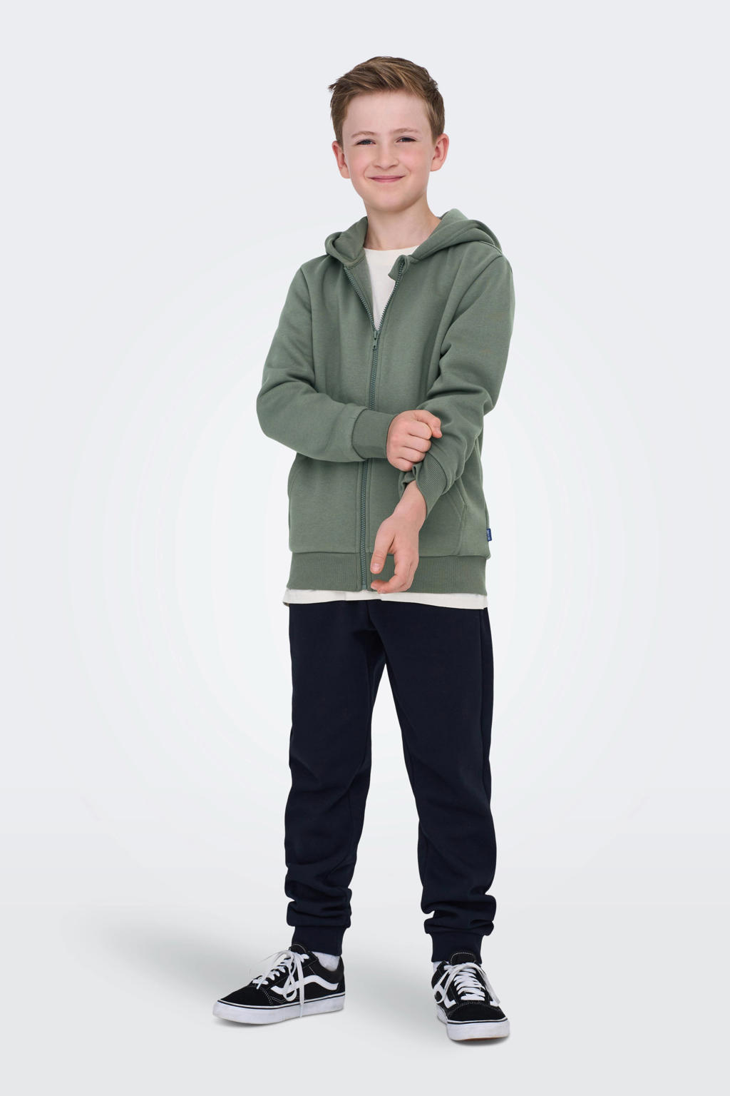 Grijze jongens ONLY & SONS JUNIOR sweatvest met effen, lange mouwen, capuchon, ritssluiting en geribde boorden