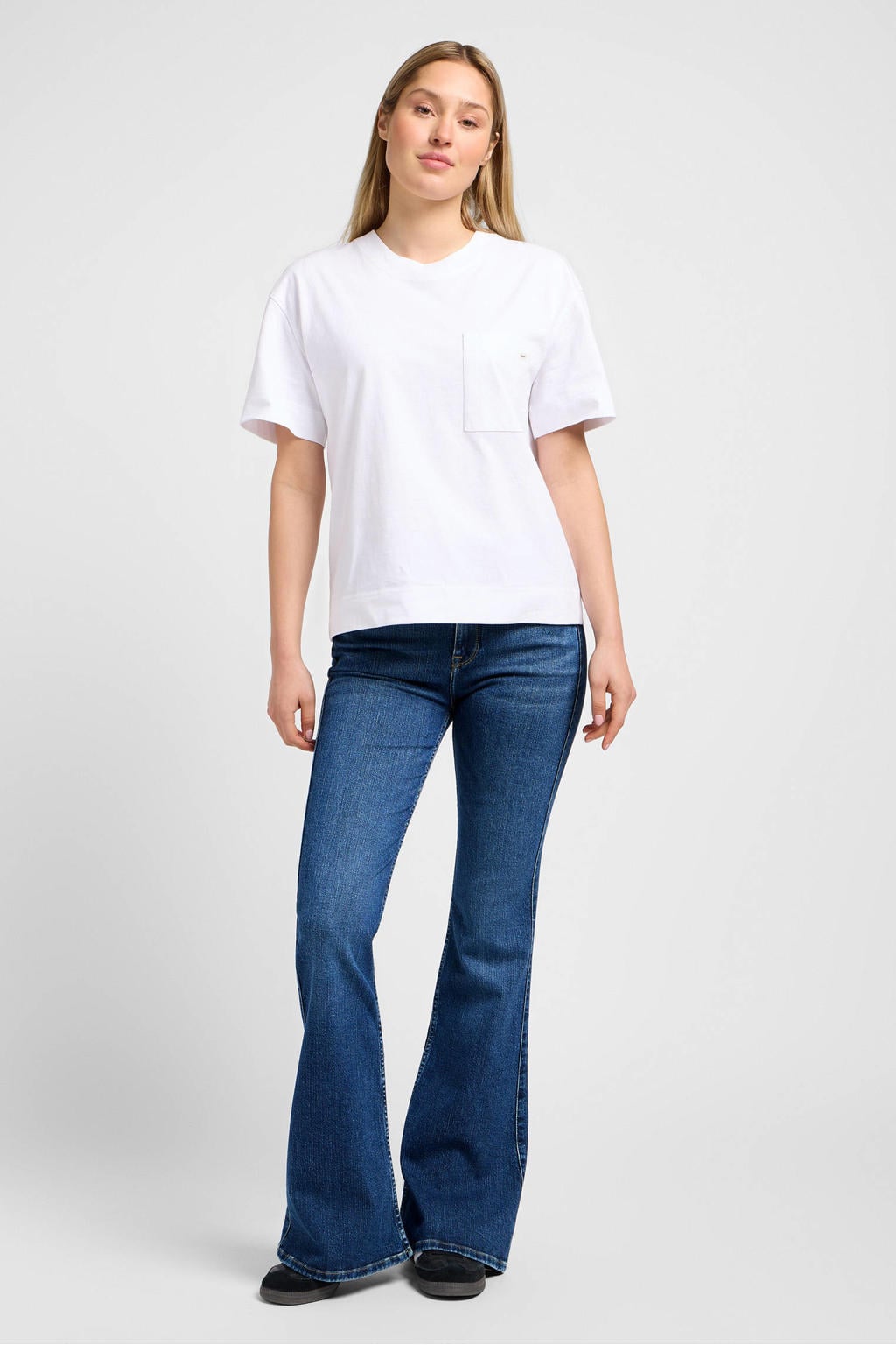 Dark blue denim dames Lee flared jeans dark blue van denim met rits- en knoopsluiting en effen