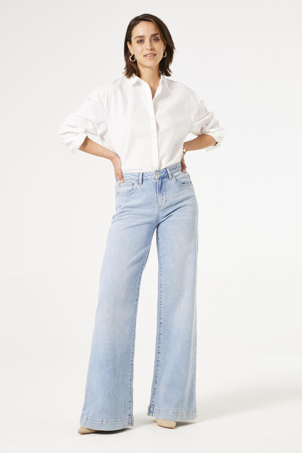 Light blue denim dames Garcia high waist wide leg jeans van denim met rits- en knoopsluiting en effen