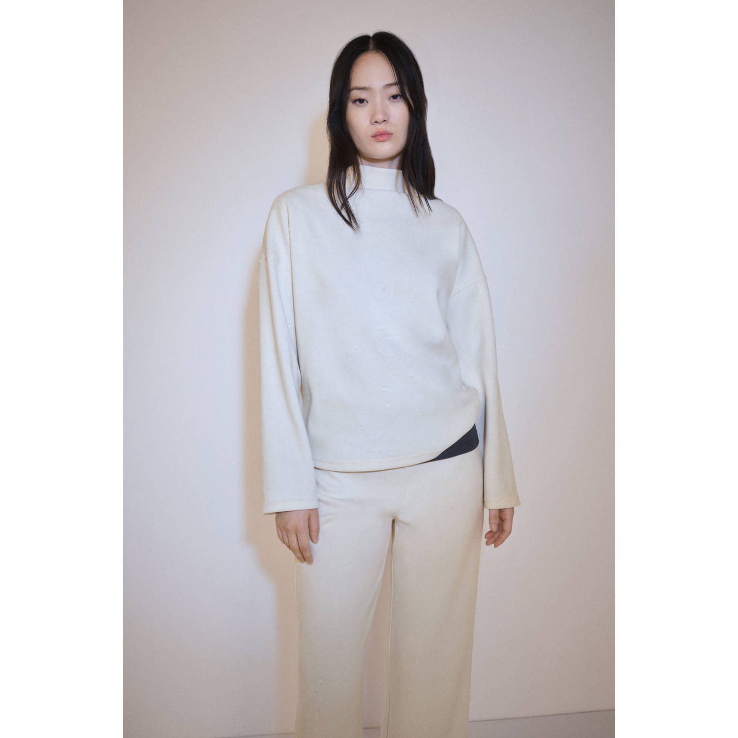 Mango trui beige fijn gebreid