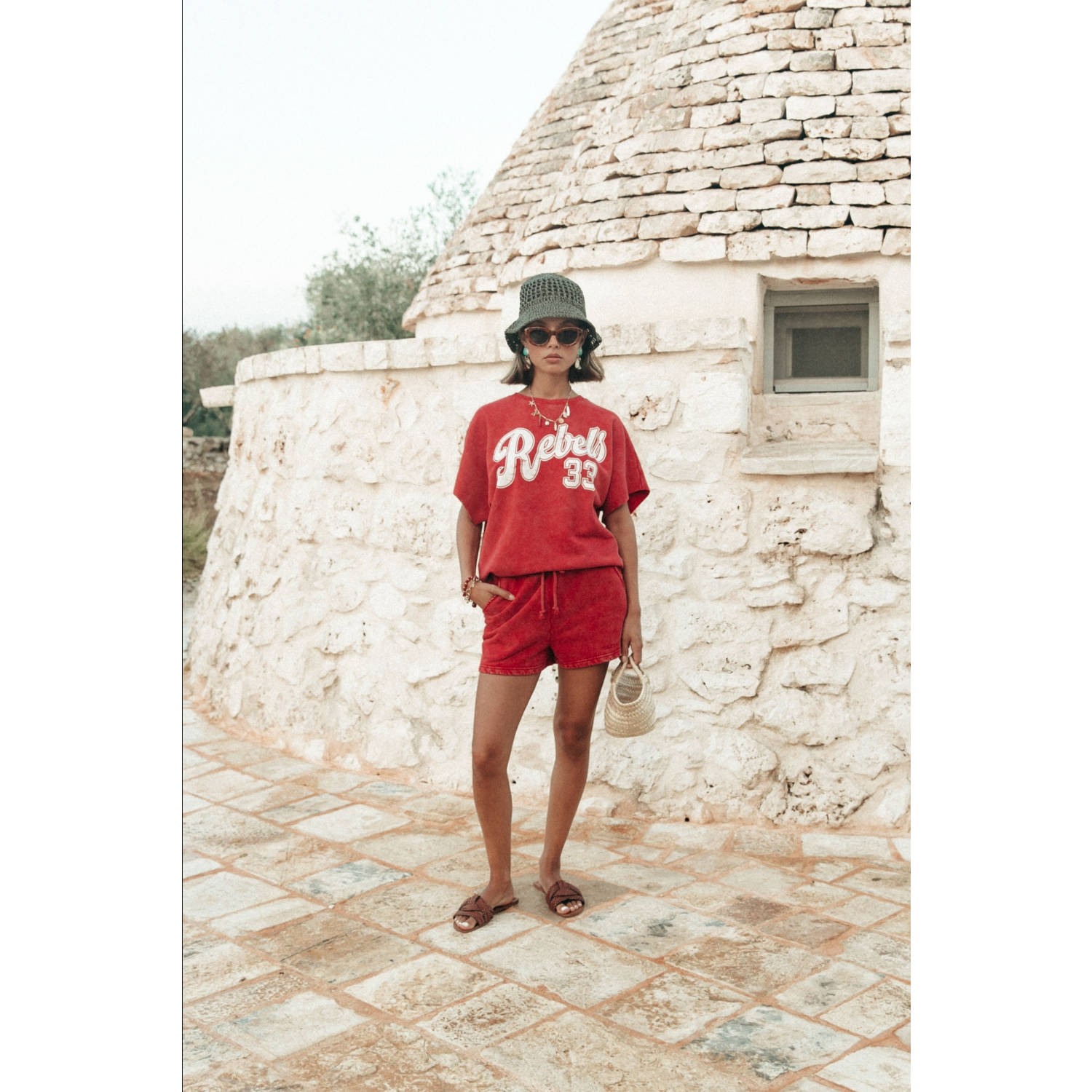 Colourful Rebel straight regular waist casual short rood