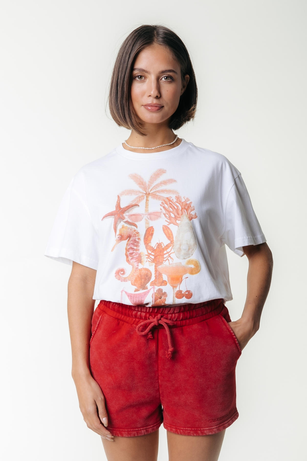 Colourful Rebel straight regular waist casual short rood wehkamp - Main Image