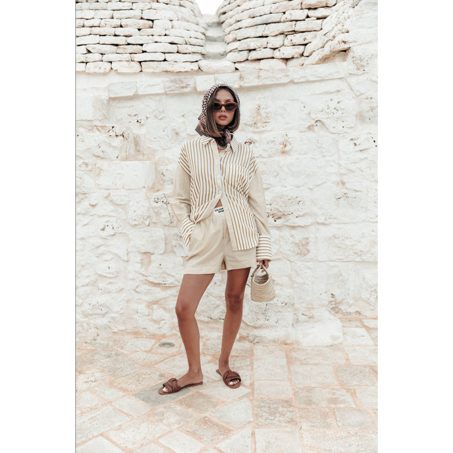 Colourful Rebel straight high waist casual short geel