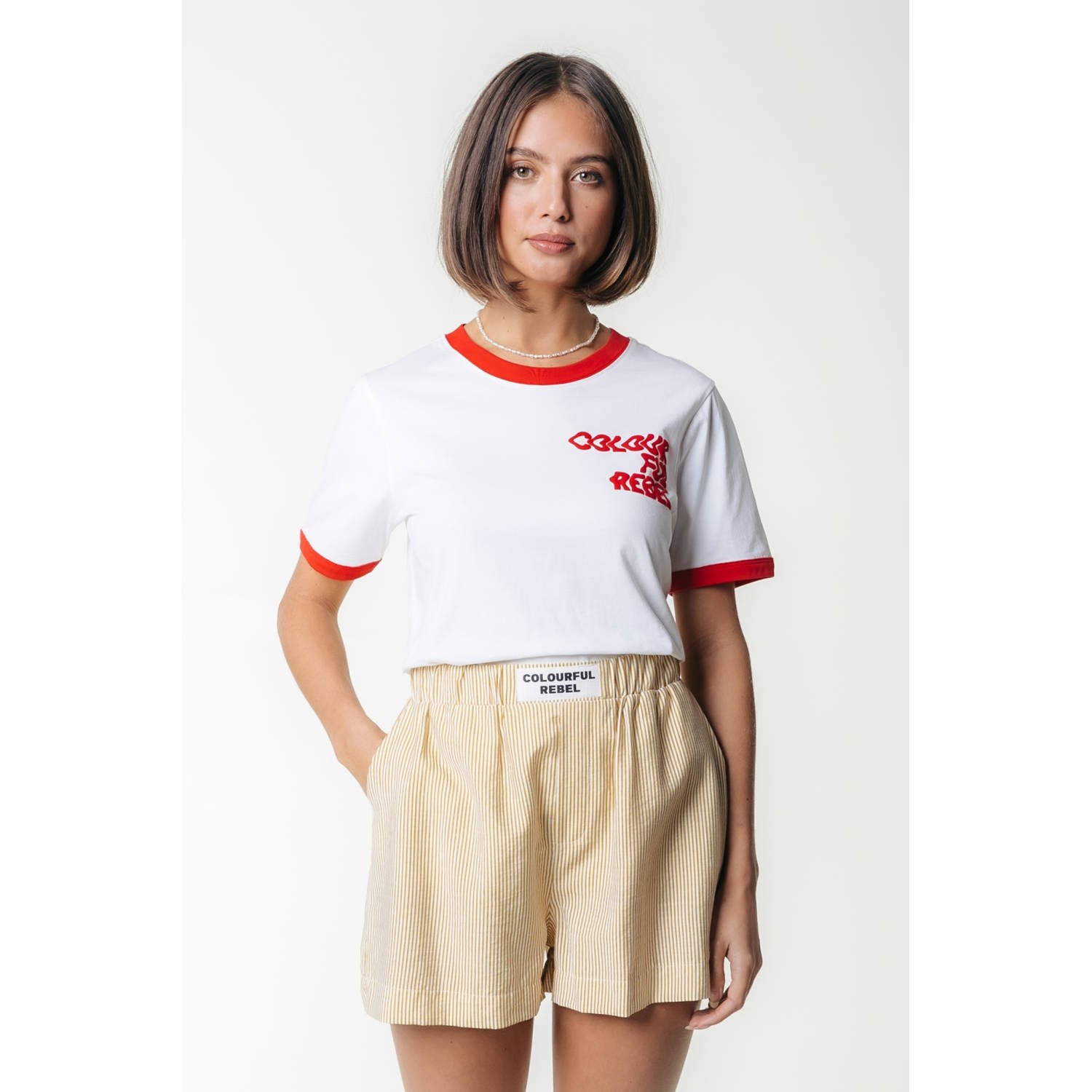 Colourful Rebel straight high waist casual short geel