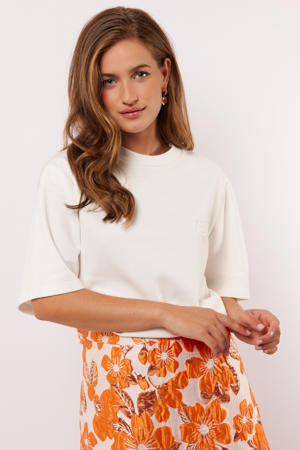 T-shirt wit