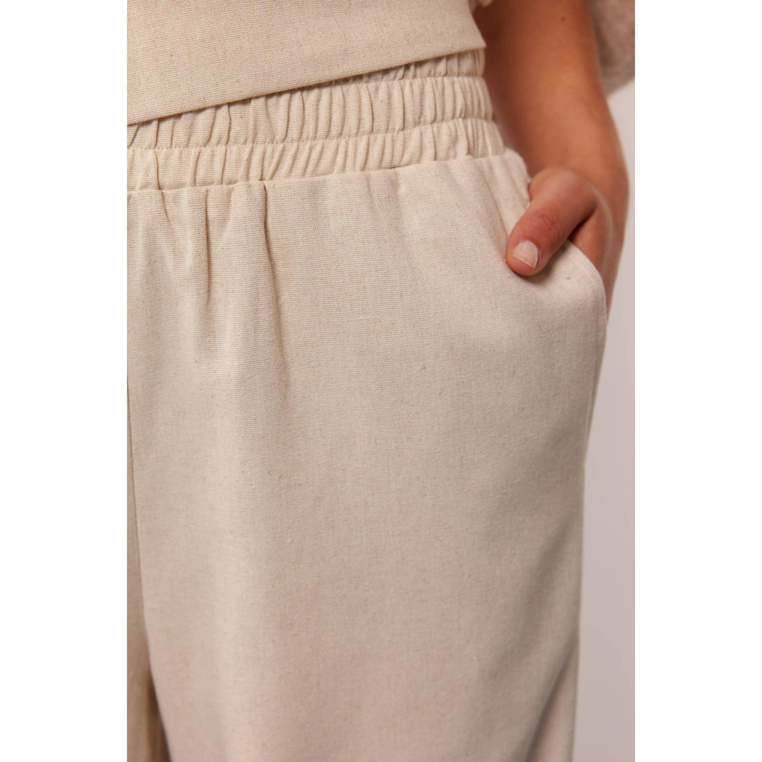 FLURESK linnen wide leg regular waist broek zand