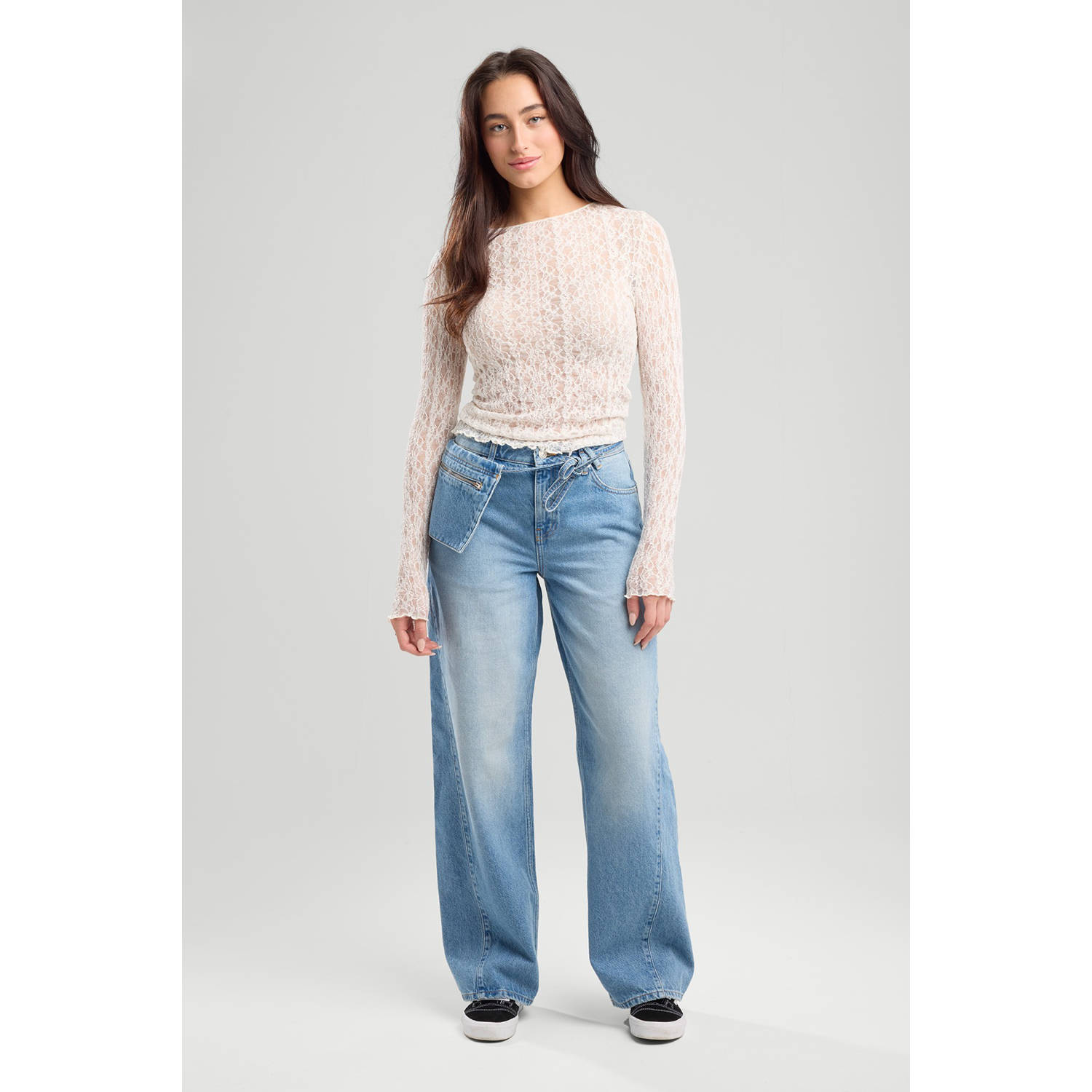 America Today top beige
