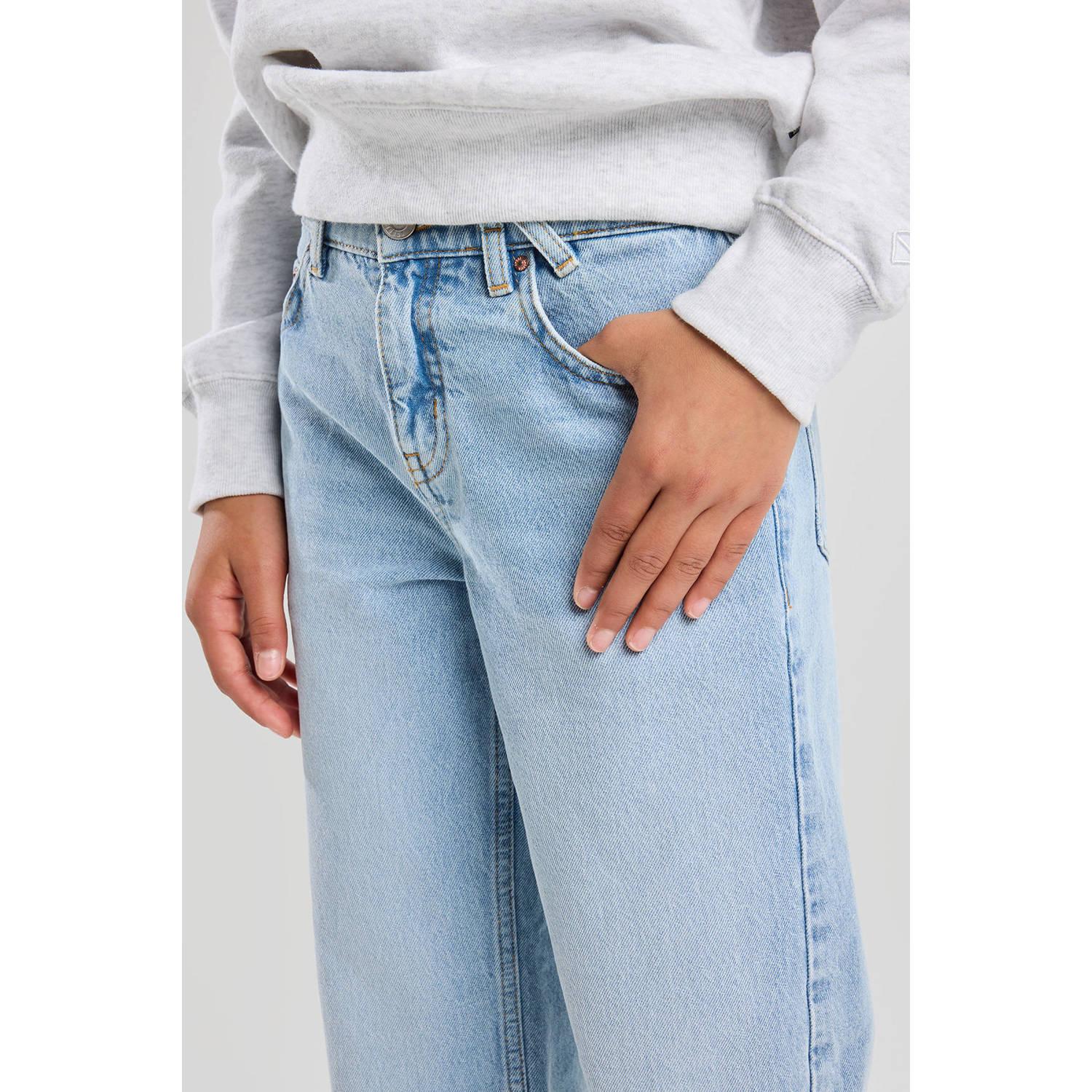 America Today low waist loose fit jeans light blue denim