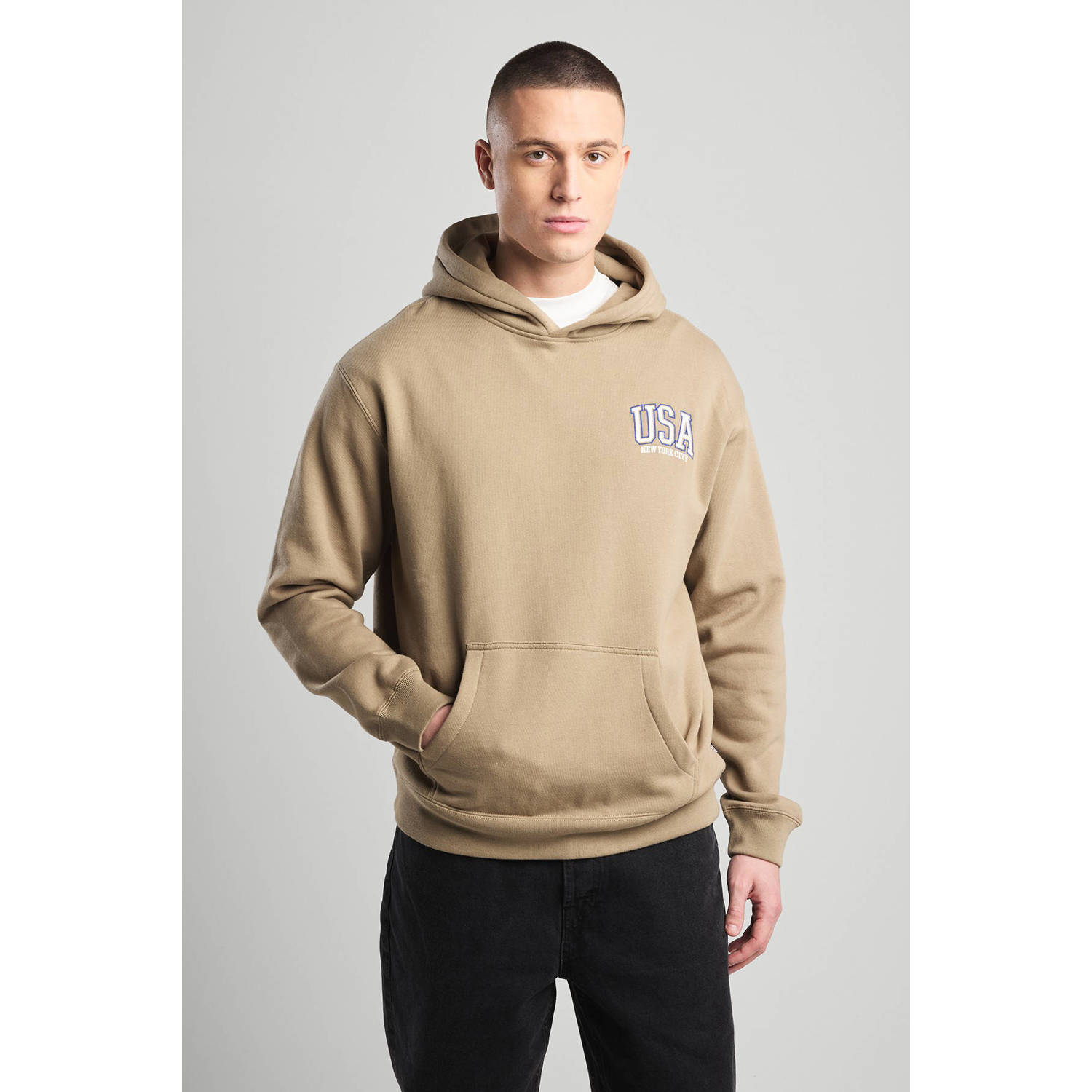 America Today hoodie bruin