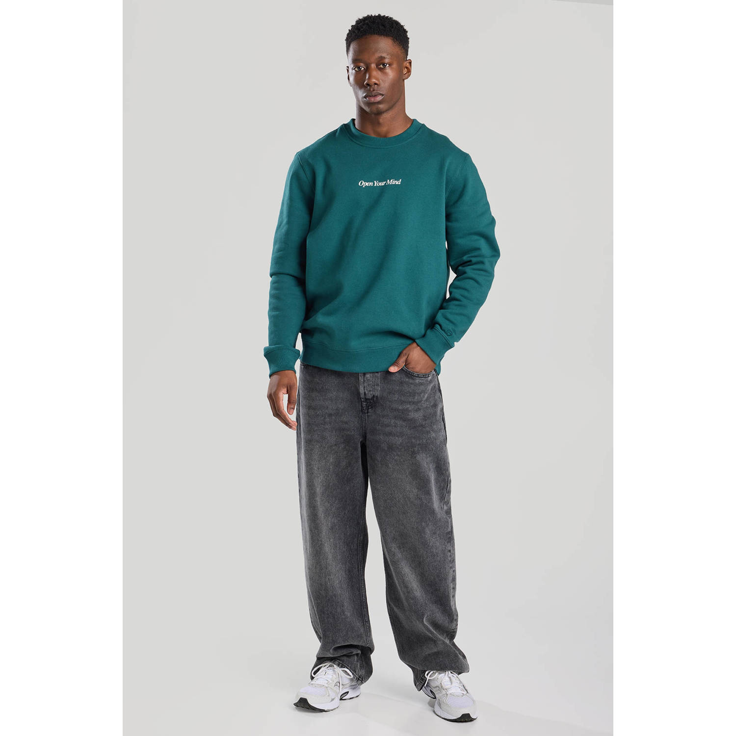 America Today sweater petrol