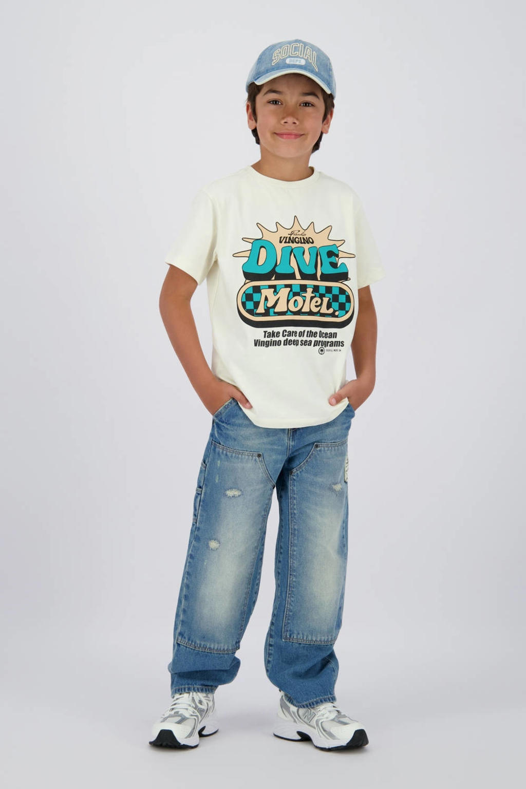 Medium blue denim jongens Vingino loose fit jeans van denim met regular waist en effen