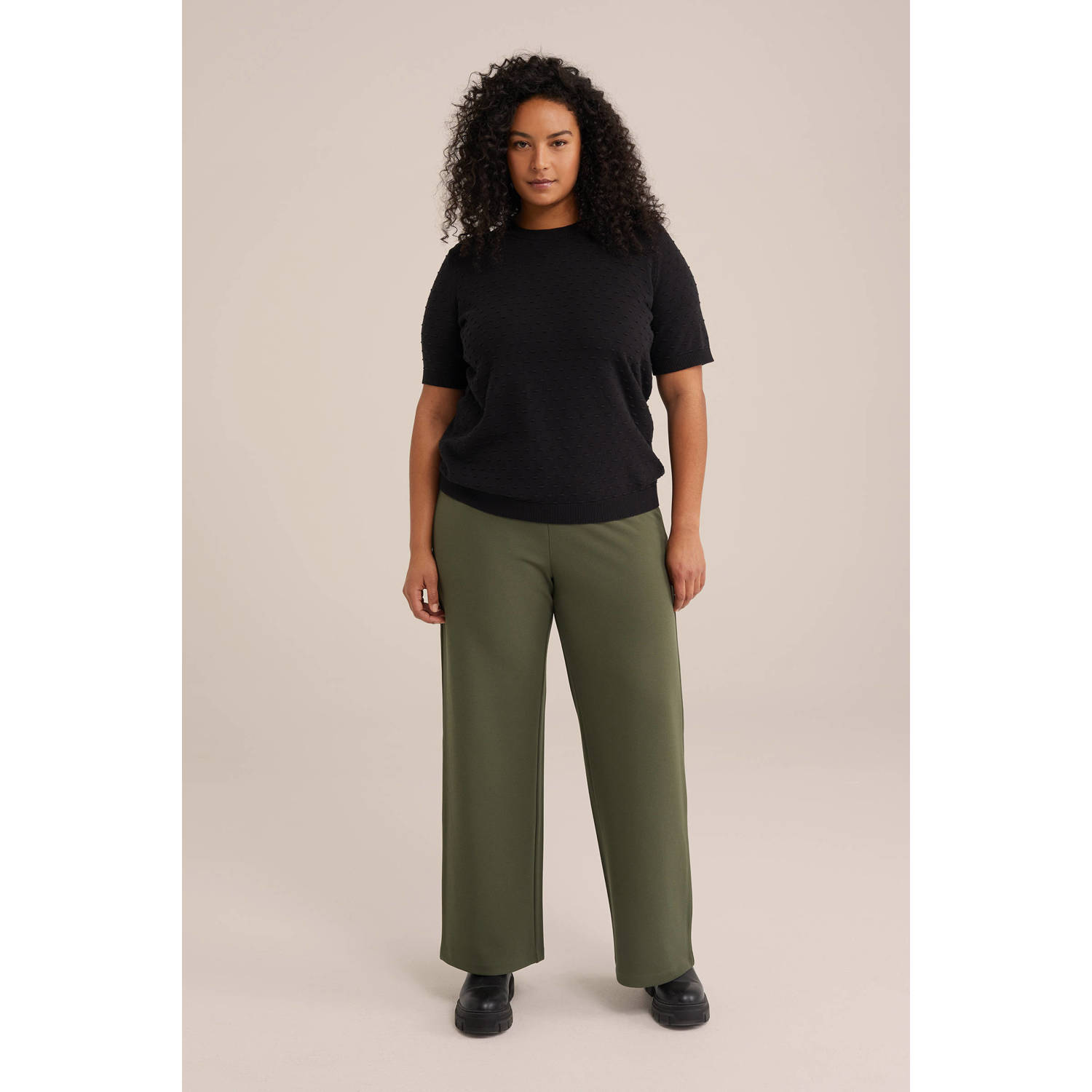 WE Fashion Curve trui zwart