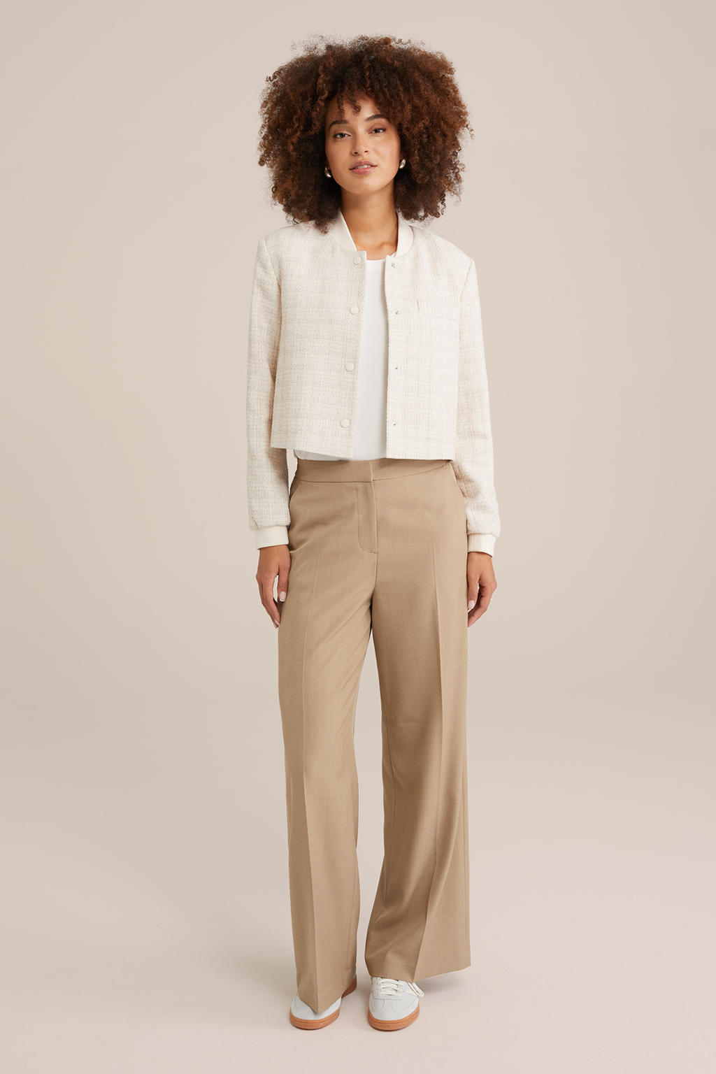 Beige dames WE Fashion wide leg high waist pantalon van jersey met loose fit, rits- en knoopsluiting en effen