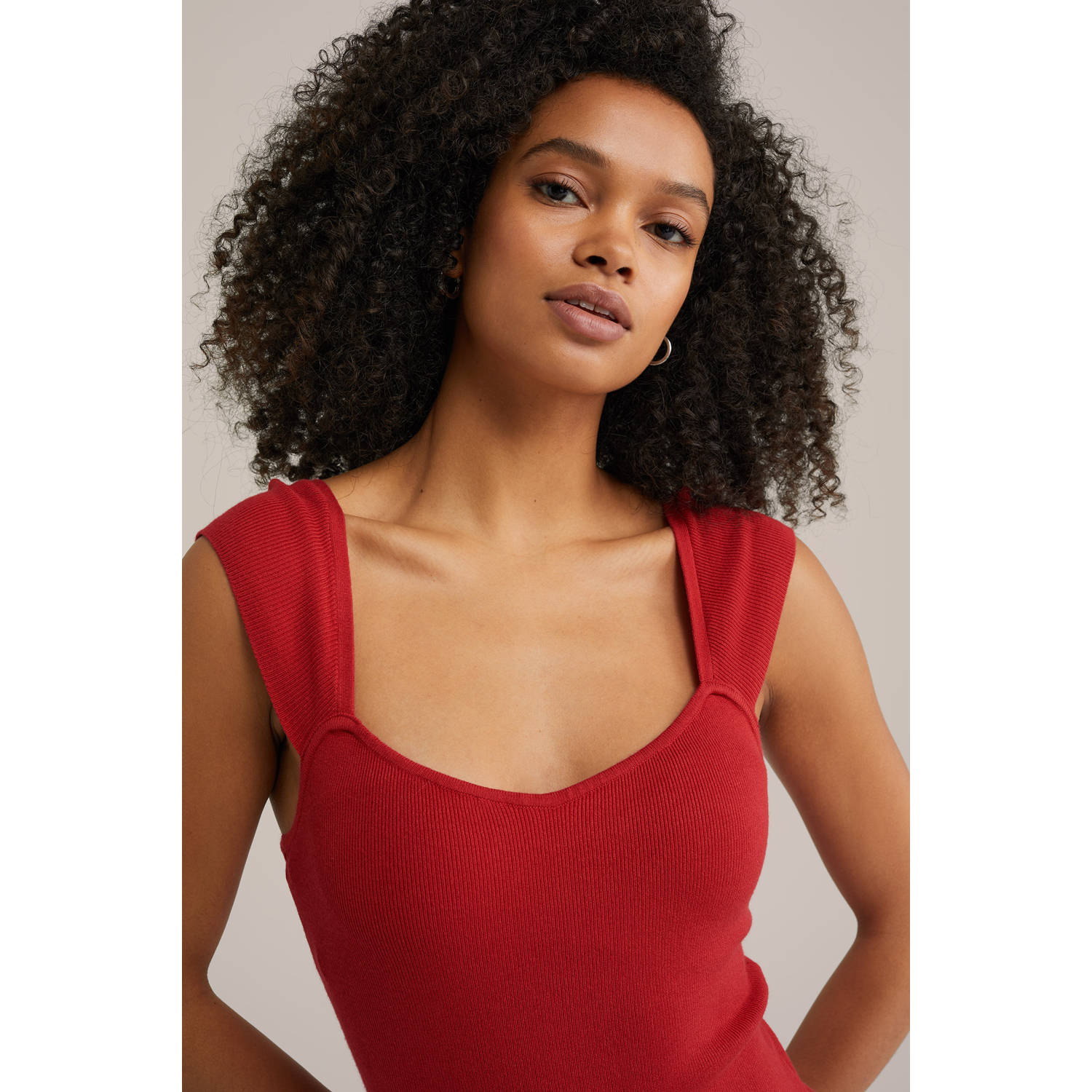 WE Fashion mouwloze top rood rib gebreid