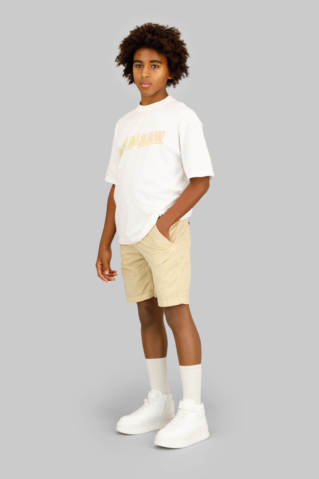 Lichtkaki jongens G-STAR regular bermuda short van stretchkatoen met high waist, rits- en knoopsluiting en effen