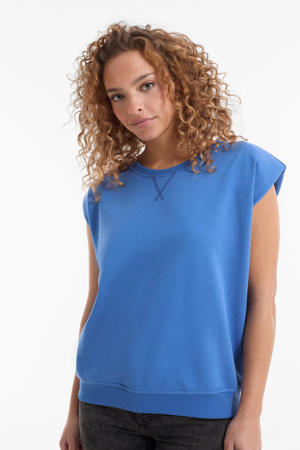 top met schoudervulling blauw