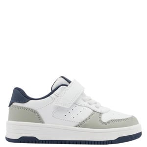 sneakers wit