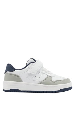 sneakers wit