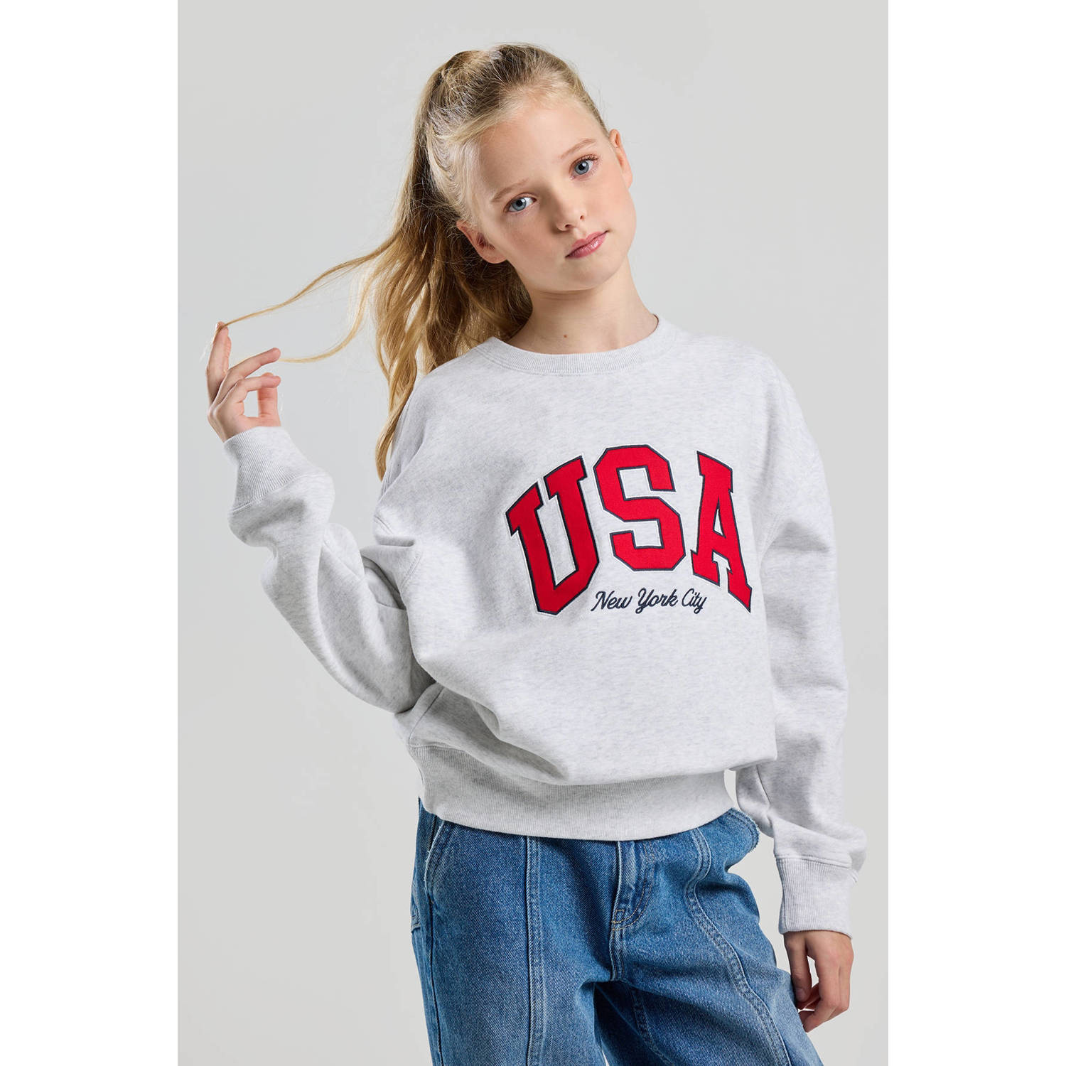 America Today sweater grijs