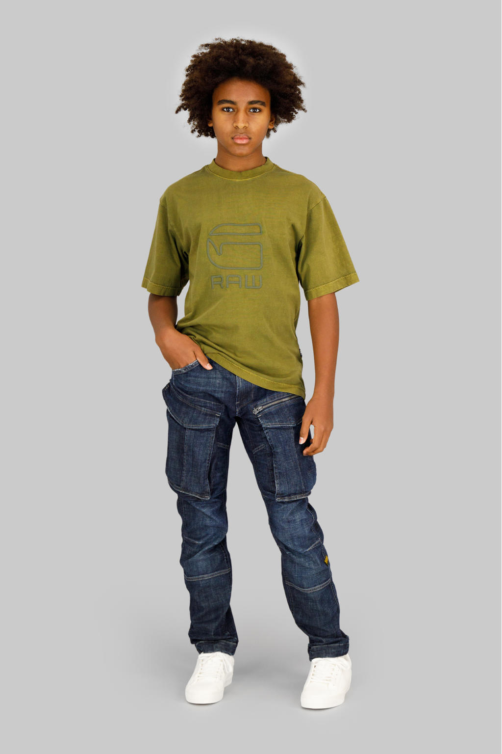 Dark blue denim jongens G-STAR low waist tapered jeans dark blue van stretchkatoen met rits- en knoopsluiting en effen