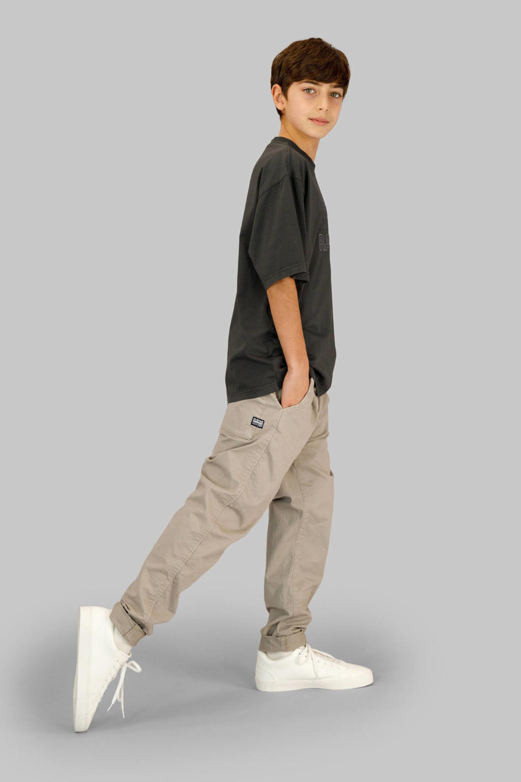 Grijsbruine jongens G-STAR tapered bruin van stretchkatoen met high waist, rits- en knoopsluiting en effen
